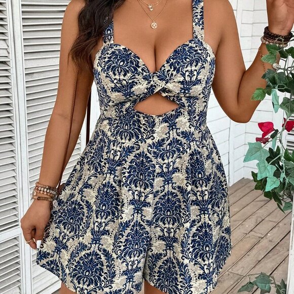 Multicolor Boho Women's Plus Size Floral Print Camisole Romper - Picture 4 of 6